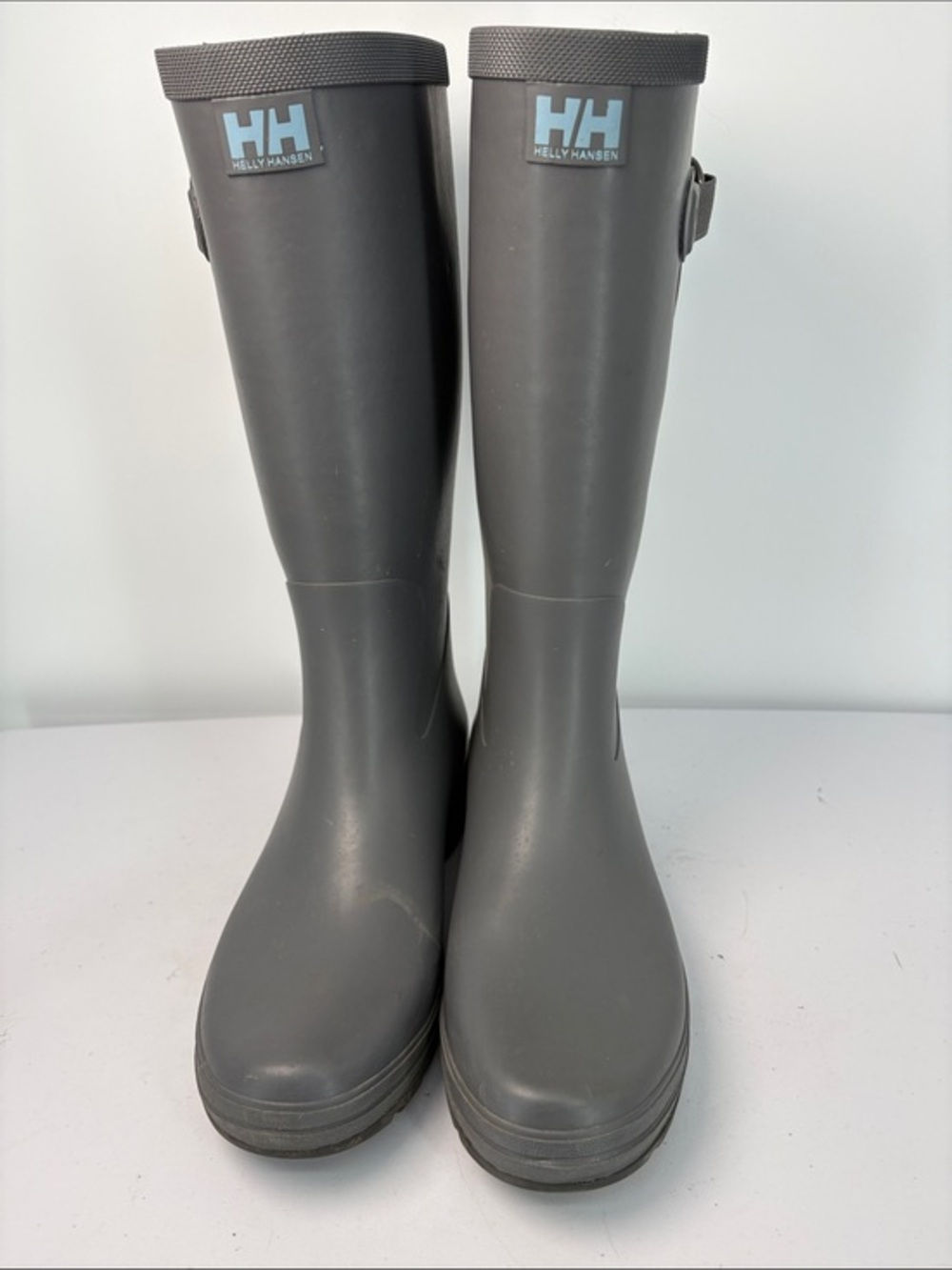 đȘ Helly Hansen Veierland 2 Matte Gray Tall Rain Boots with Light Blue Logo